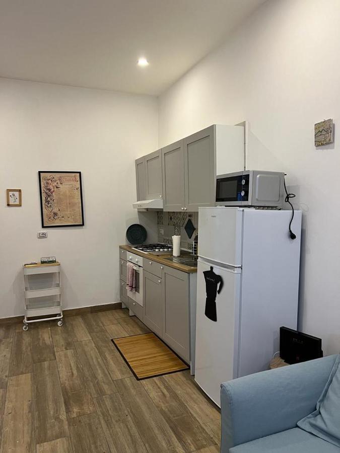 Апартаменты Casa Gaia A Due Passi Dal Duomo Неаполь Экстерьер фото